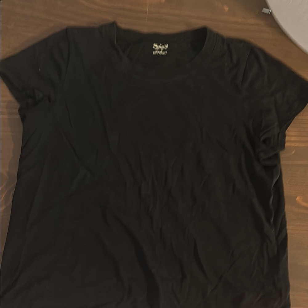 Madewell Women’s Black Tee